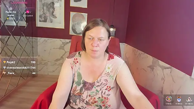 KellyPerfection webcam