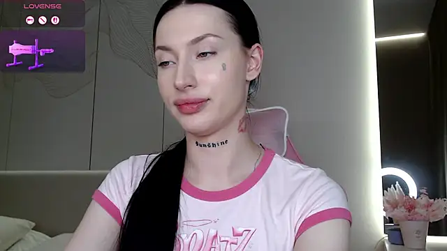 JenniferQueen11 webcam