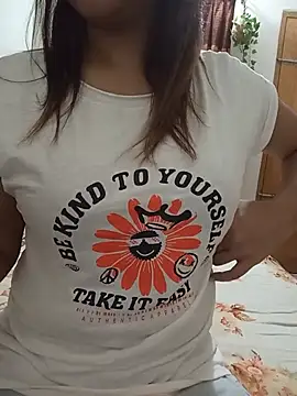 Tanha18 webcam