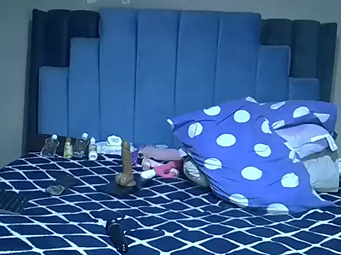 melanin_moon webcam