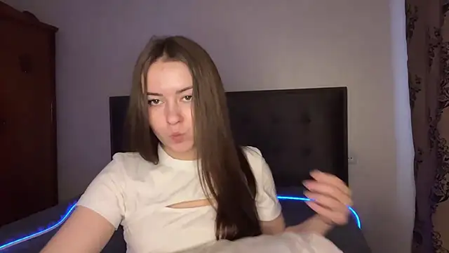 SelenaBrook webcam