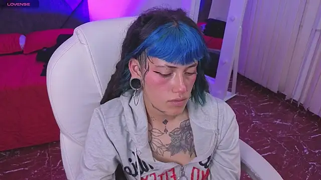 _sharlotte777 webcam