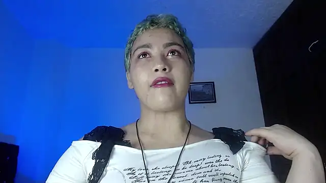 Cherry_vald live cam on StripChat