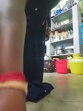 Tamilselviroja- webcam