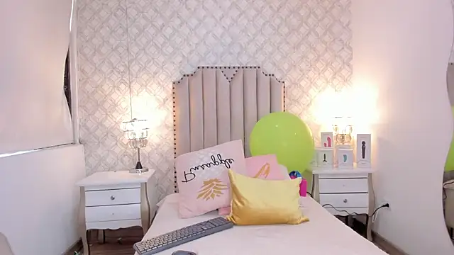 katherine_glow webcam