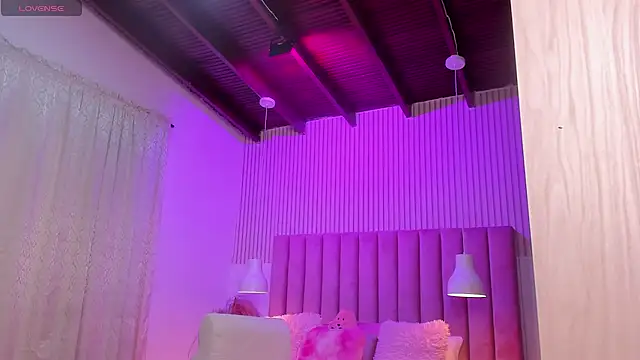 ScarlettDreamss7 webcam