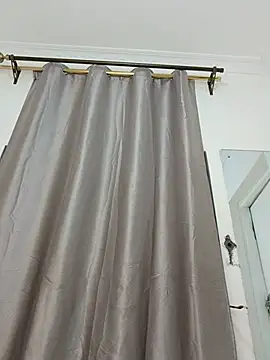 Black_prettty webcam
