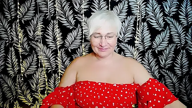 Olivia_playful webcam
