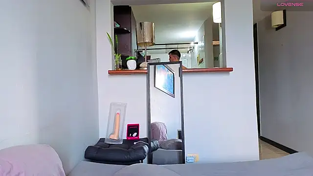 Matiashorney webcam
