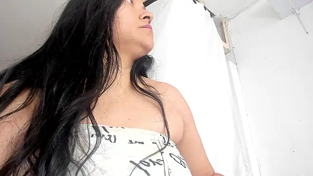 veronica_salas webcam