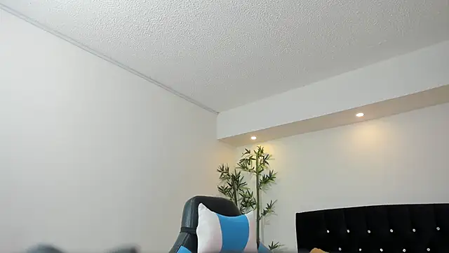 Lizzie_Williams_ webcam