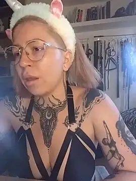 divine_eve webcam