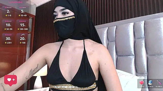 Zahra_milks webcam