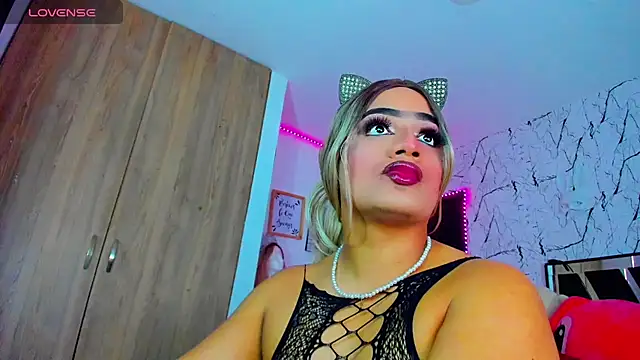 Amber_bigdick22 webcam