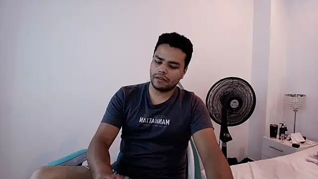 TarlyWho webcam