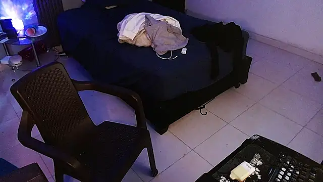 Mr_yisuzz webcam