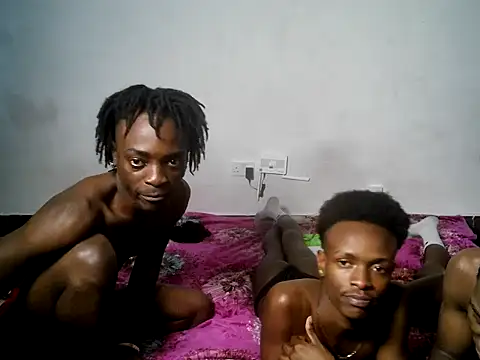 threemanias webcam