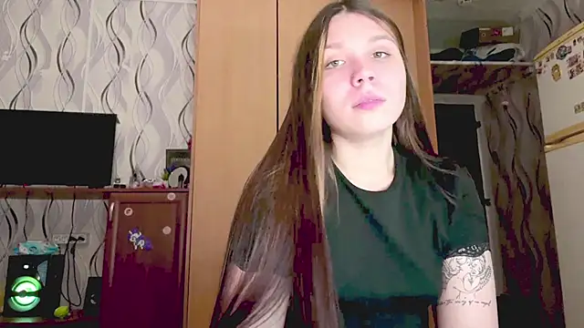 SallyFacing webcam