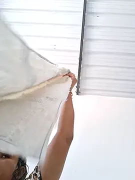 Mature--Mommy webcam
