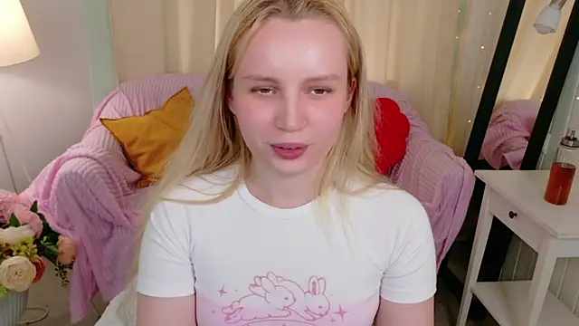 Beatrica_Klein webcam