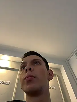 Liam_Fiire webcam