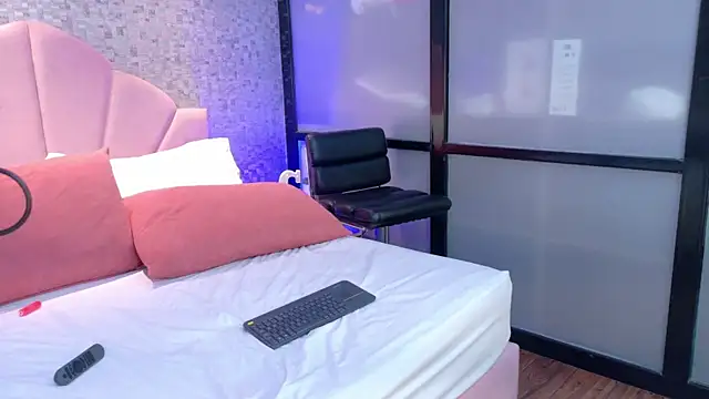 KarlaRonso webcam