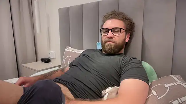 Bear_bear_ webcam