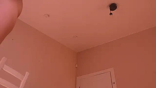 Miablueye live cam on StripChat