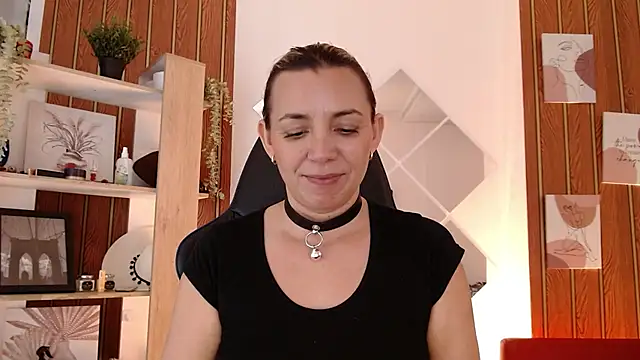 milfsecret69 webcam