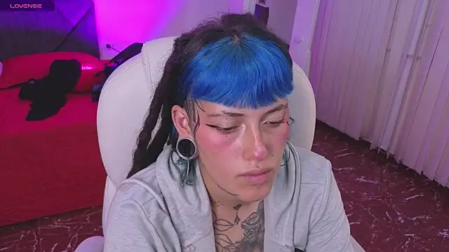 _sharlotte777 webcam