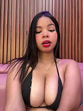 PamelaCullen live cam on StripChat