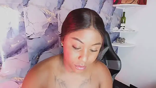 AngelThroatt webcam