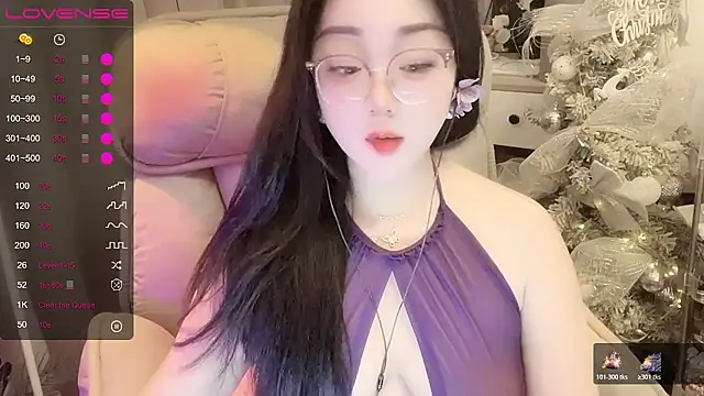 Monica-666888- webcam