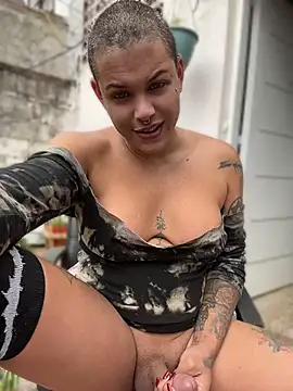 Modelo: alicetgirlbr