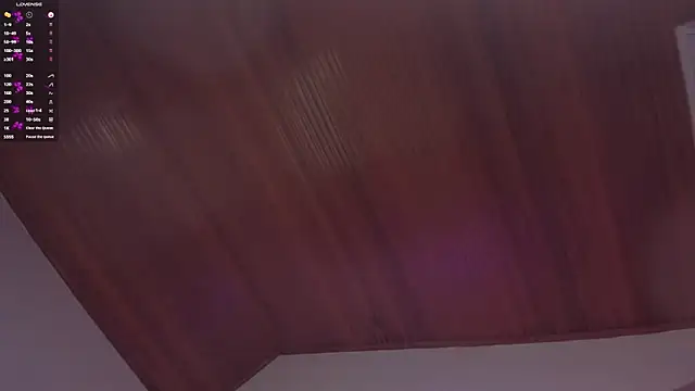 elodie_walker webcam