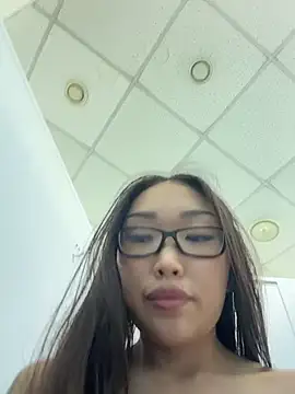 trytomakememoam webcam