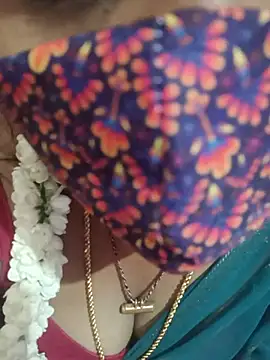 Madhusri_Tamil_Telugu webcam
