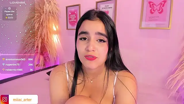 MiaaCarter_ webcam