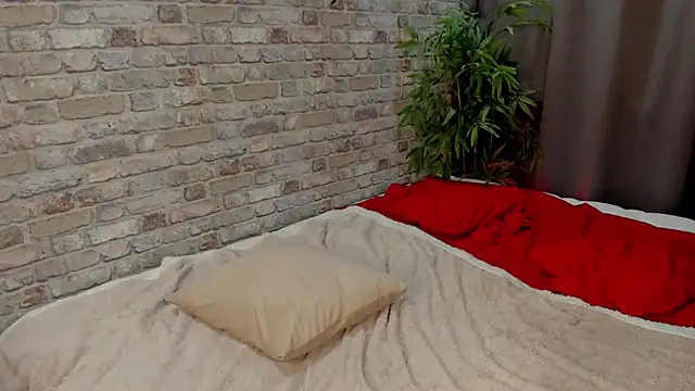 kikipeach webcam