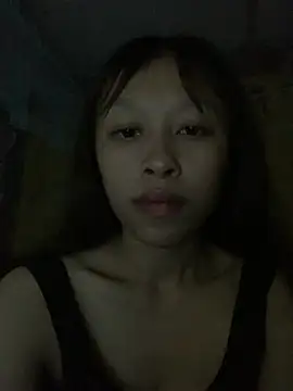 Girl-wet123 webcam