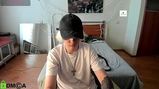 Lexa_heart webcam