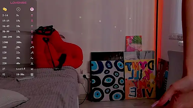 Andrea_Blossom webcam