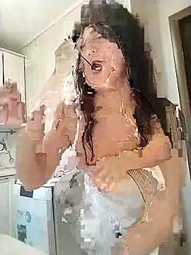 MilkCandyGirl webcam