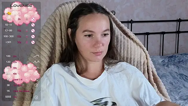 lil_luna_x webcam