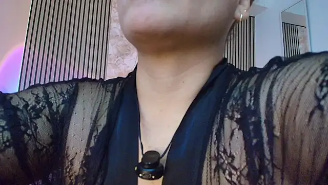 JuliRamirez webcam