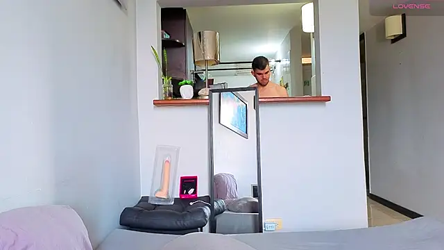 Matiashorney webcam