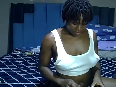 melanin_moon webcam