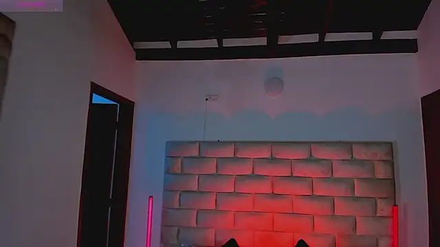 HollyGrey_ webcam
