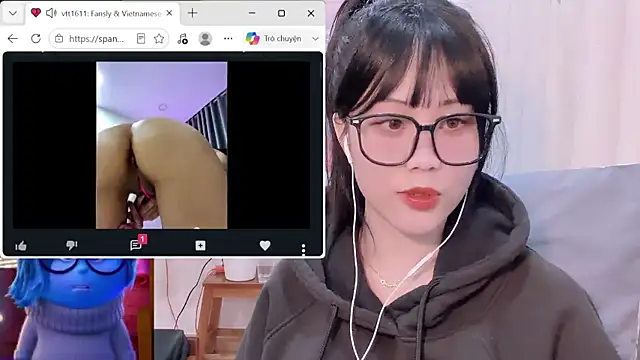 -rosiie live cam