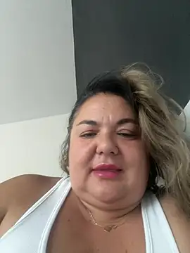 MikyVesela webcam
